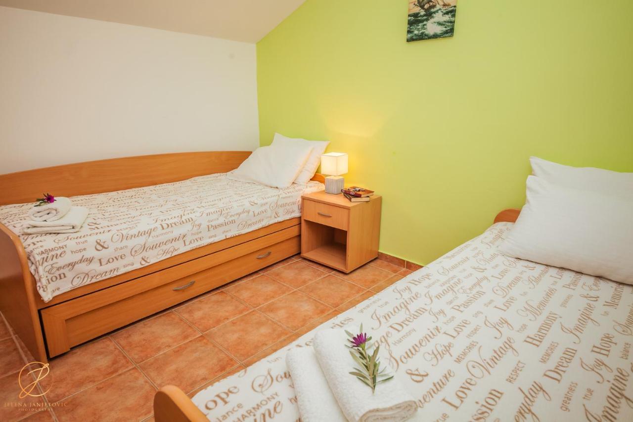 Apartments Batricevic Χέρτσεγκ Νόβι Εξωτερικό φωτογραφία