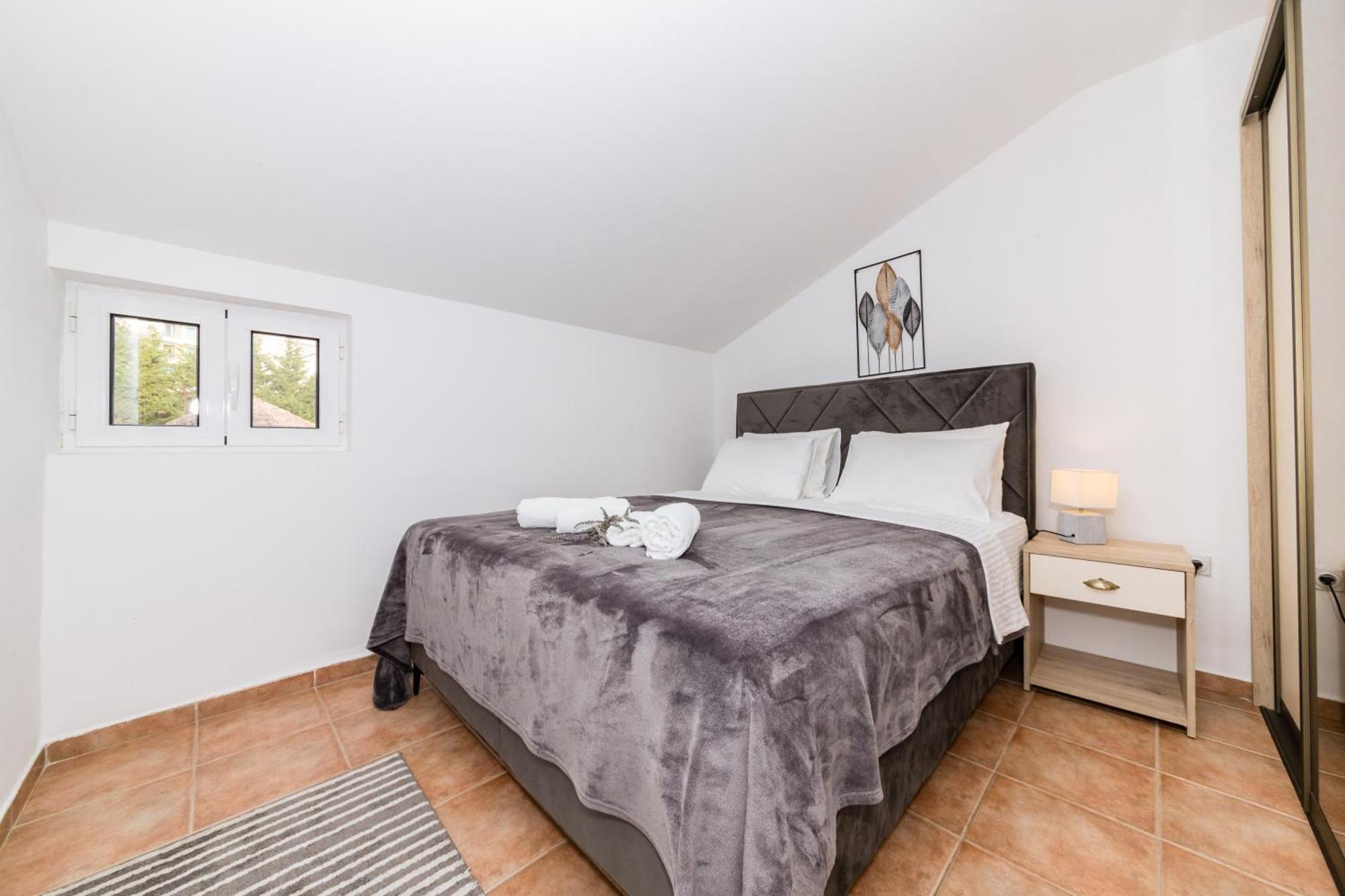 Apartments Batricevic Χέρτσεγκ Νόβι Εξωτερικό φωτογραφία