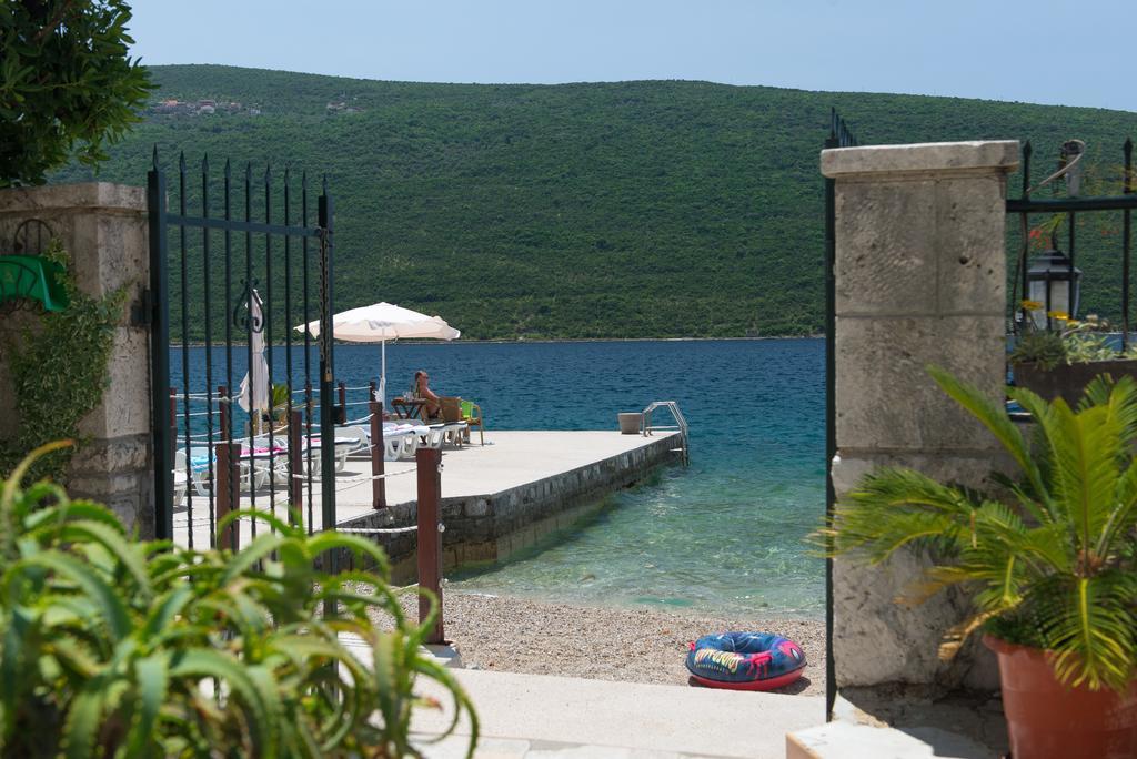 Apartments Batricevic Χέρτσεγκ Νόβι Εξωτερικό φωτογραφία