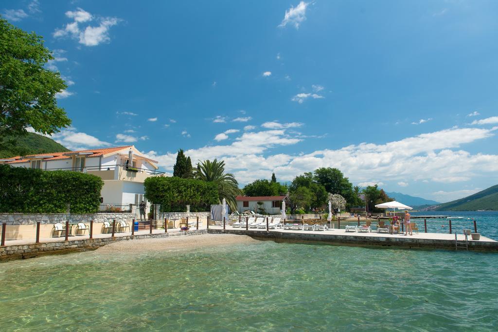 Apartments Batricevic Χέρτσεγκ Νόβι Εξωτερικό φωτογραφία