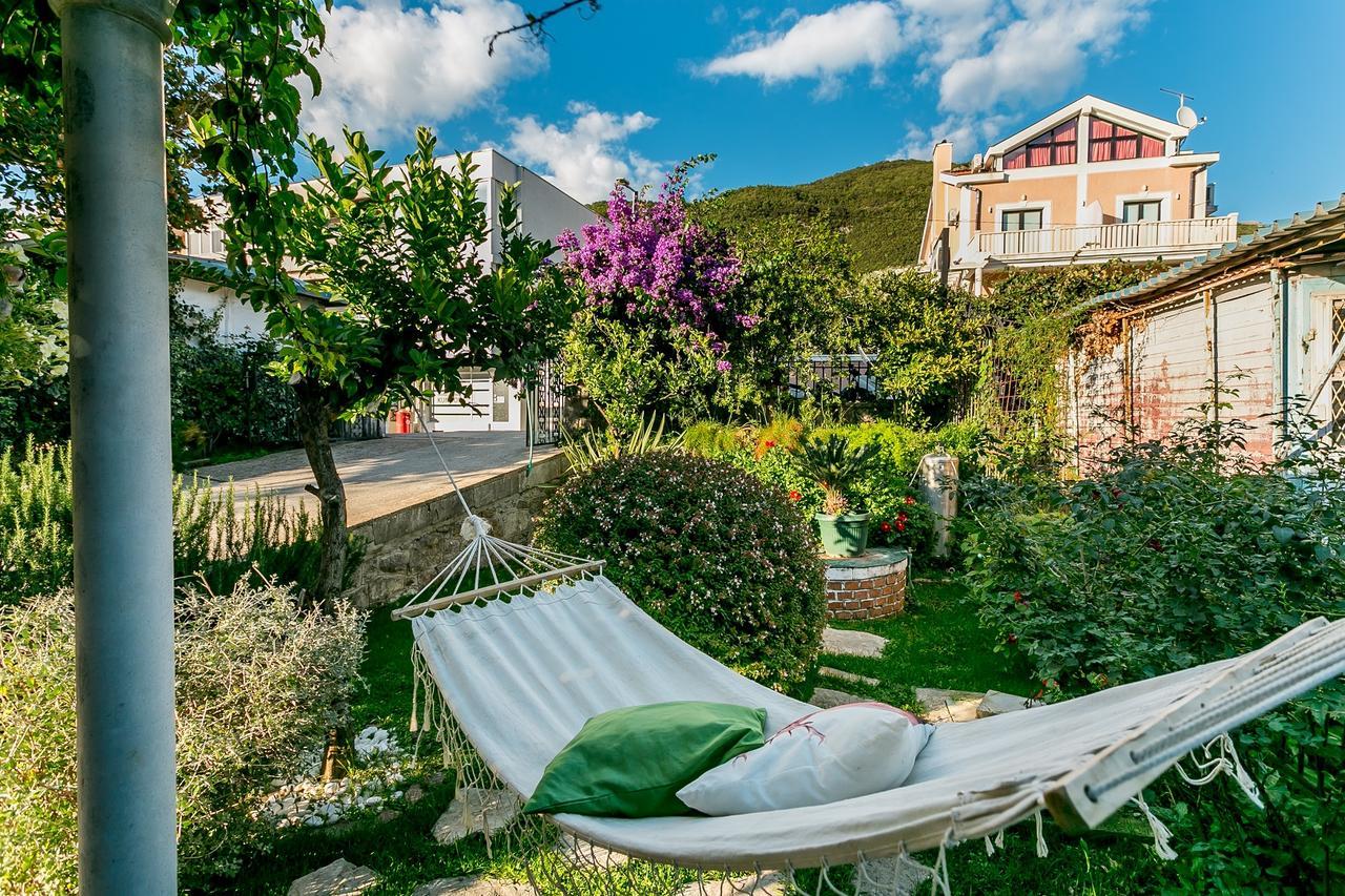 Apartments Batricevic Χέρτσεγκ Νόβι Εξωτερικό φωτογραφία